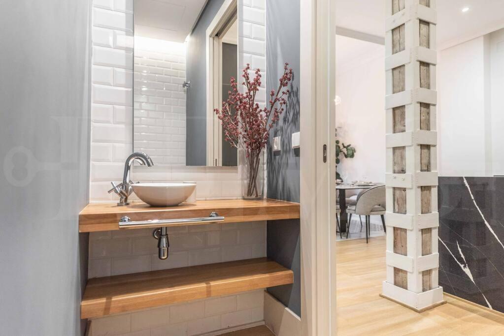 Contemporary Loft In The Historic City Center By Rems มาลากา ภายนอก รูปภาพ