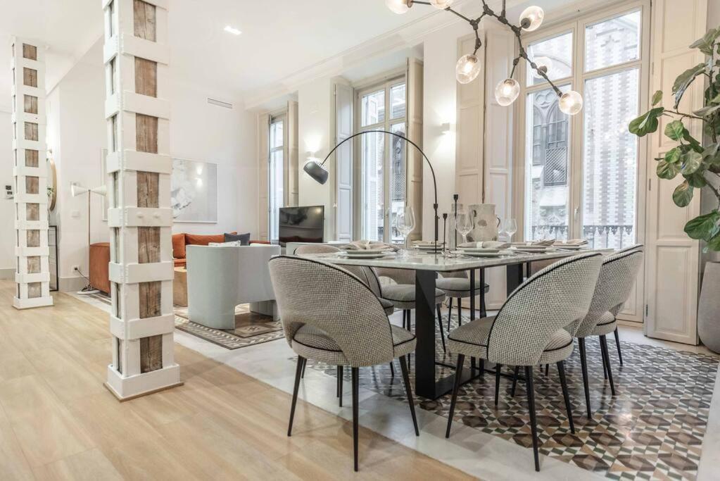Contemporary Loft In The Historic City Center By Rems มาลากา ภายนอก รูปภาพ